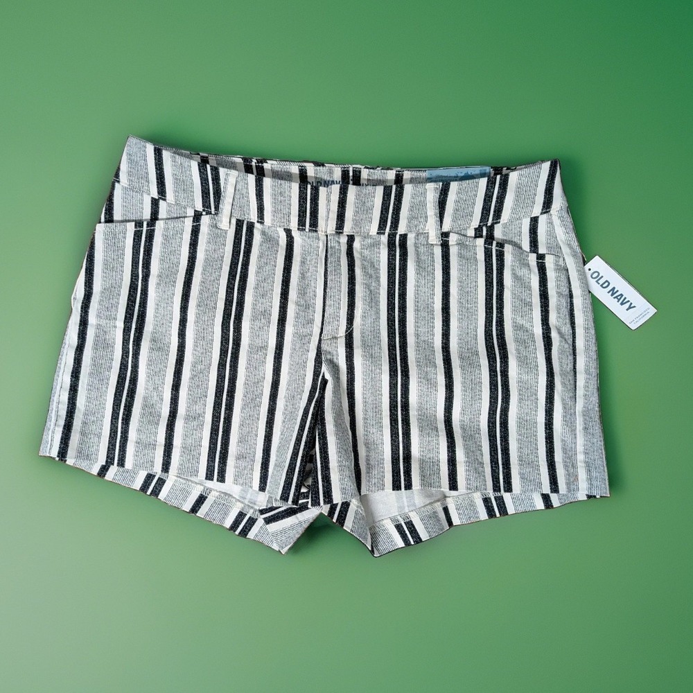Old Navy Size 4 Pixie Chino Shorts Women's NWT Black White Striped New
